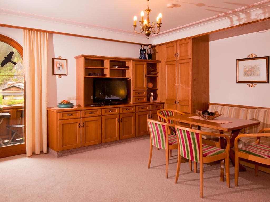 Adlerhorst , Gstan 31 Finkenberg Quarto foto